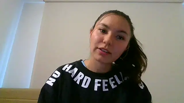 Snapshot of _andygirl chatting on 05.07.26 andygirl online show from 05.07.26