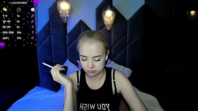 StephanieSweety online show from 01.21.25