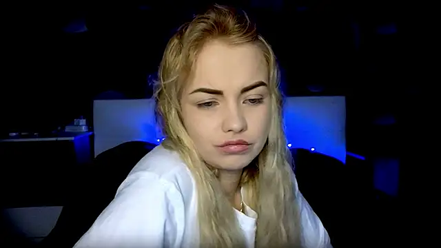 StephanieSweety online show from 11.07.25