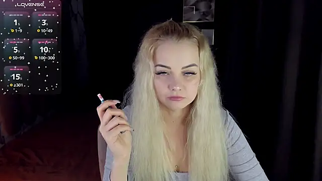 StephanieSweety online show from 12.17.25