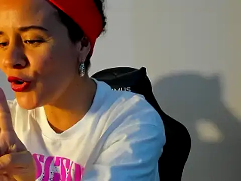 Sami Hotie1 online show from 02.09.25