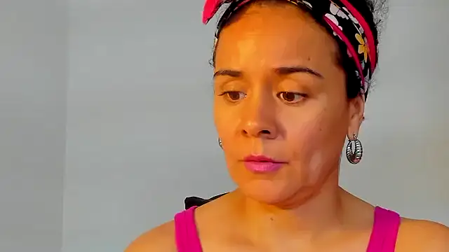 Sami Hotie1 online show from 09.17.25