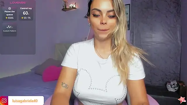 Snapshot of Gabby_prieto chatting on 04.10.26 Gabby prieto online show from 04.10.26