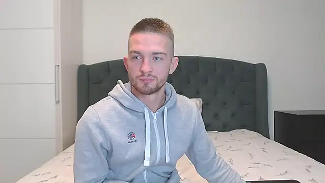 Snapshot of Marselle_Laker chatting on 12.23.24 Marselle Laker online show from 12.23.24