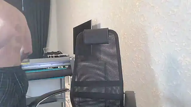 Snapshot of Marselle_Laker chatting on 02.05.25 Marselle Laker online show from 02.05.25