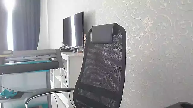 Snapshot of Marselle_Laker chatting on 02.15.25 Marselle Laker online show from 02.15.25