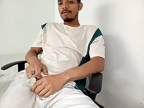 danidiazto2023 online show from 03.02.25