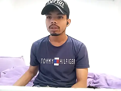 danidiazto2023 online show from 03.04.25