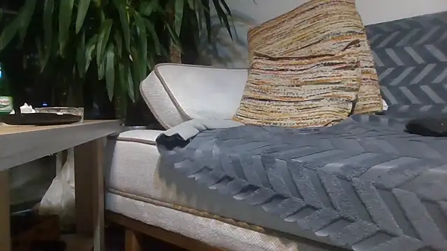 reslerkek31 online show from 02.21.26