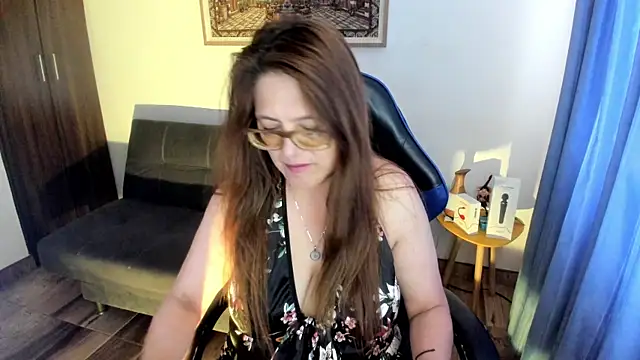 Ivette Shaira online show from 04.13.26