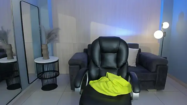 DannaCruz online show from 01.12.26