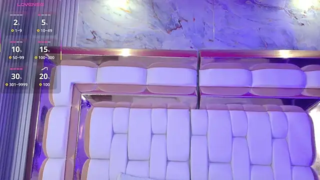 valkiria moore online show from 01.12.26