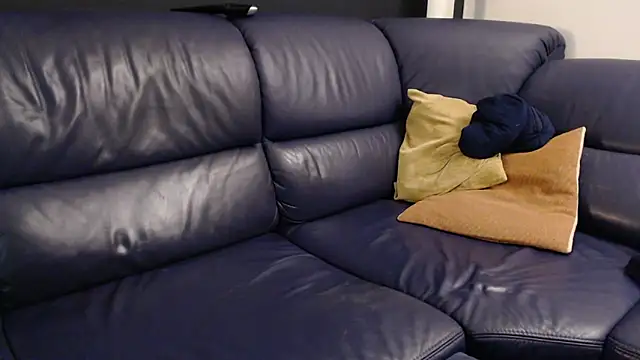 Snapshot of analbottom2 chatting on 11.04.25 analbottom2 online show from 11.04.25