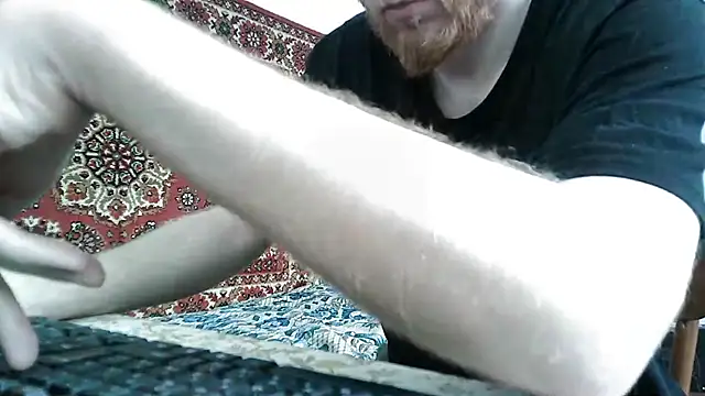 Snapshot of FillipsonDon chatting on 06.06.26 FillipsonDon online show from 06.06.26