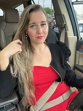 SkyelarSommer online show from 02.14.25