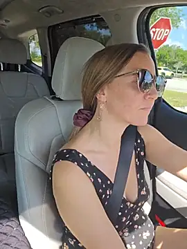 SkyelarSommer online show from 04.27.26