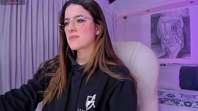 Snapshot of nathalie_rivers chatting on 03.09.26 nathalie rivers online show from 03.09.26