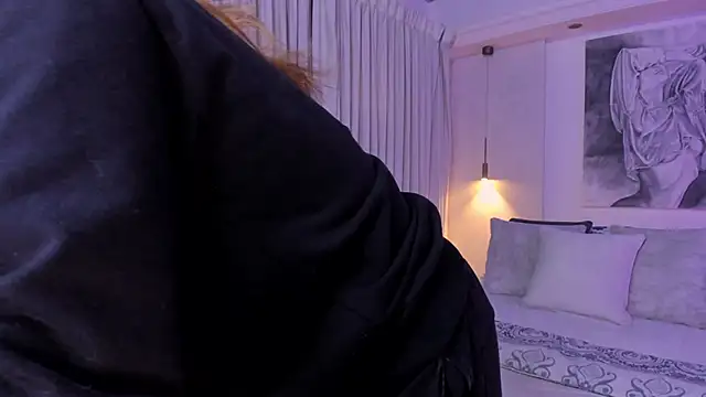 Snapshot of nathalie_rivers chatting on 04.08.26 nathalie rivers online show from 04.08.26