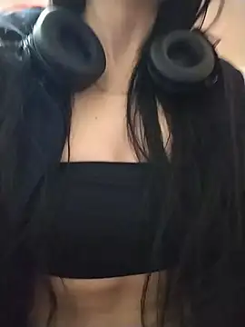 Snapshot of LissaThompsom chatting on 01.19.26 LissaThompsom online show from 01.19.26