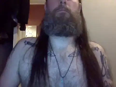 Snapshot of Thrillhouse chatting on 02.12.25 Thrillhouse online show from 02.12.25