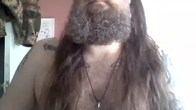 Snapshot of Thrillhouse chatting on 02.22.25 Thrillhouse online show from 02.22.25