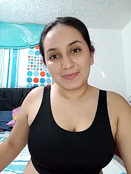 Snapshot of Angeelus2 chatting on 03.06.25 Angeelus2 online show from 03.06.25