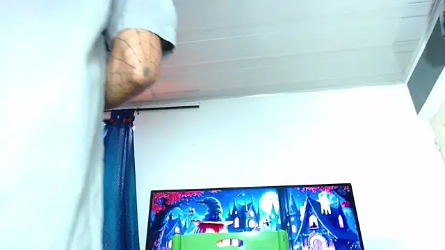 Tamarahryan online show from 10.31.25