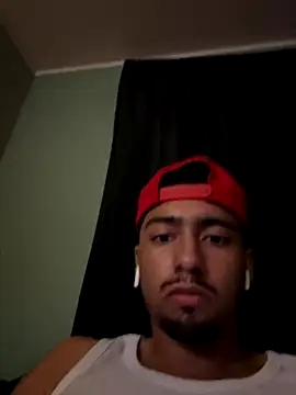 Snapshot of edamac chatting on 09.27.25 edamac online show from 09.27.25