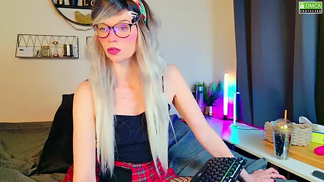 Snapshot of Kittychatte chatting on 03.01.25 Kittychatte online show from 03.01.25