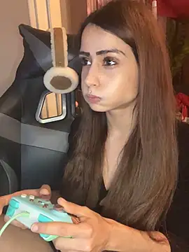 LaPetitechienne1 online show from 02.11.25