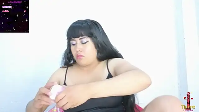 altheamoore online show from 04.07.26