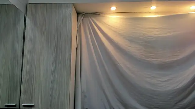 Mhelanny2 online show from 03.13.26