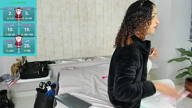 StefanyMiler online show from 01.25.25