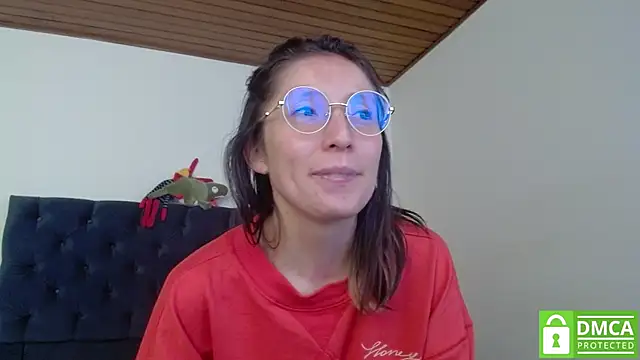 Sophi Cute online show from 12.12.24