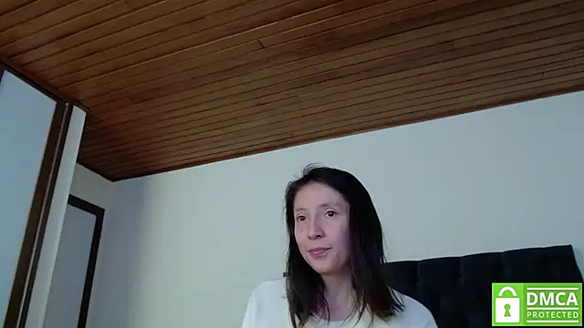 Sophi Cute online show from 12.19.24