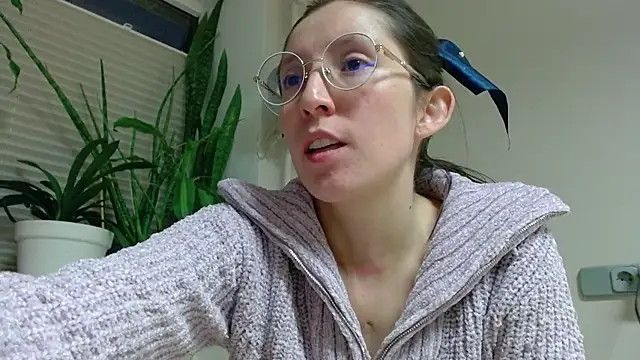 Sophi Cute online show from 02.08.25