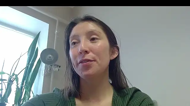 Sophi Cute online show from 03.04.25