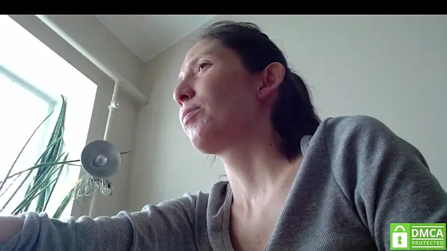 Sophi Cute online show from 09.13.25