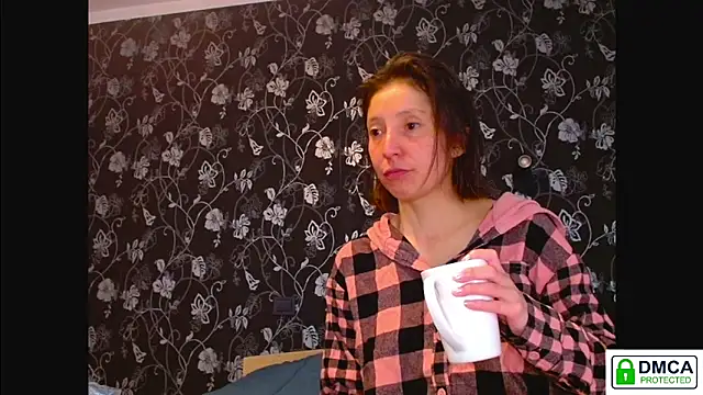 Snapshot of Sophi_Cute chatting on 05.31.26 Sophi Cute online show from 05.31.26