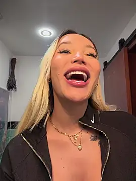  viioletweekend  online show from 11.25.25