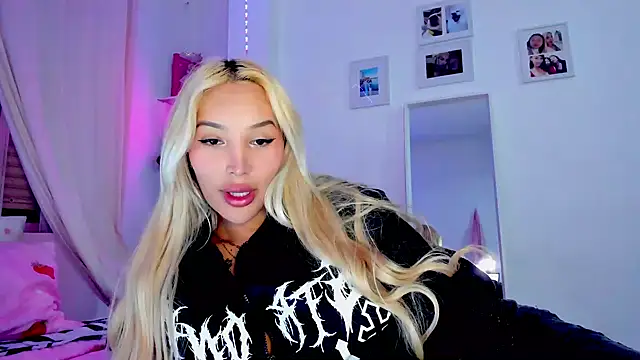  viioletweekend  online show from 02.16.26