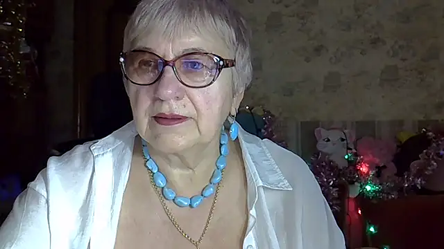 SweetCherry27 online show from 12.20.25