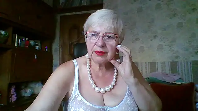 Snapshot of SweetCherry27 chatting on 07.09.26 SweetCherry27 online show from 07.09.26