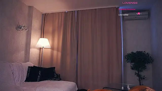 SofyBruno online show from 02.25.25