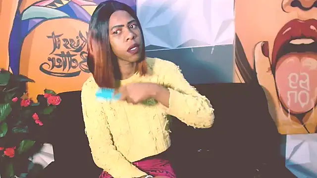 Snapshot of Ebonystormxxx chatting on 09.17.25 Ebonystormxxx online show from 09.17.25