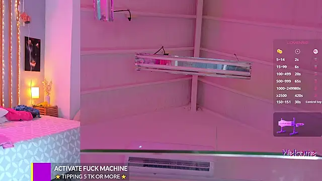 Snapshot of Miss_Pawi chatting on 01.11.26 Miss Pawi online show from 01.11.26