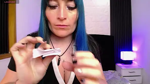 alicia moom online show from 03.06.25