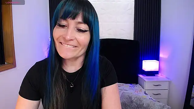 alicia moom online show from 03.17.25