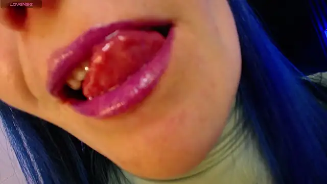 alicia moom online show from 09.10.25