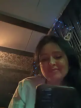 KikiXRed online show from 11.18.25